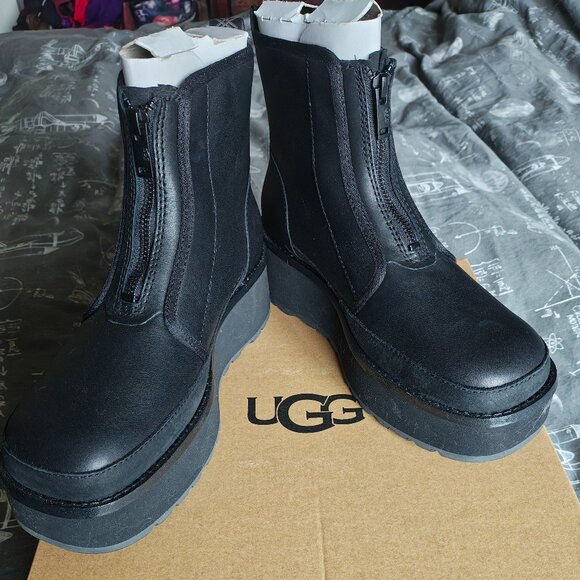NWB UGG Cityfunc Zip Platform Boots - Picture 1 of 5